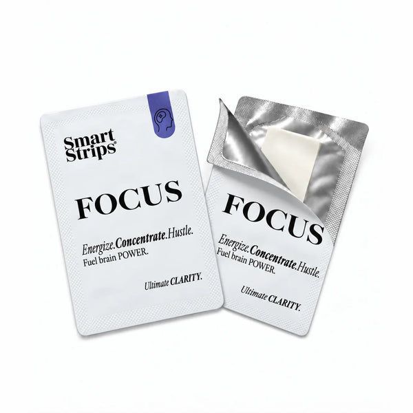 Саше Smart Strips FOCUS и наполовина отворено саше, от което се вижда оралната разтворима лента